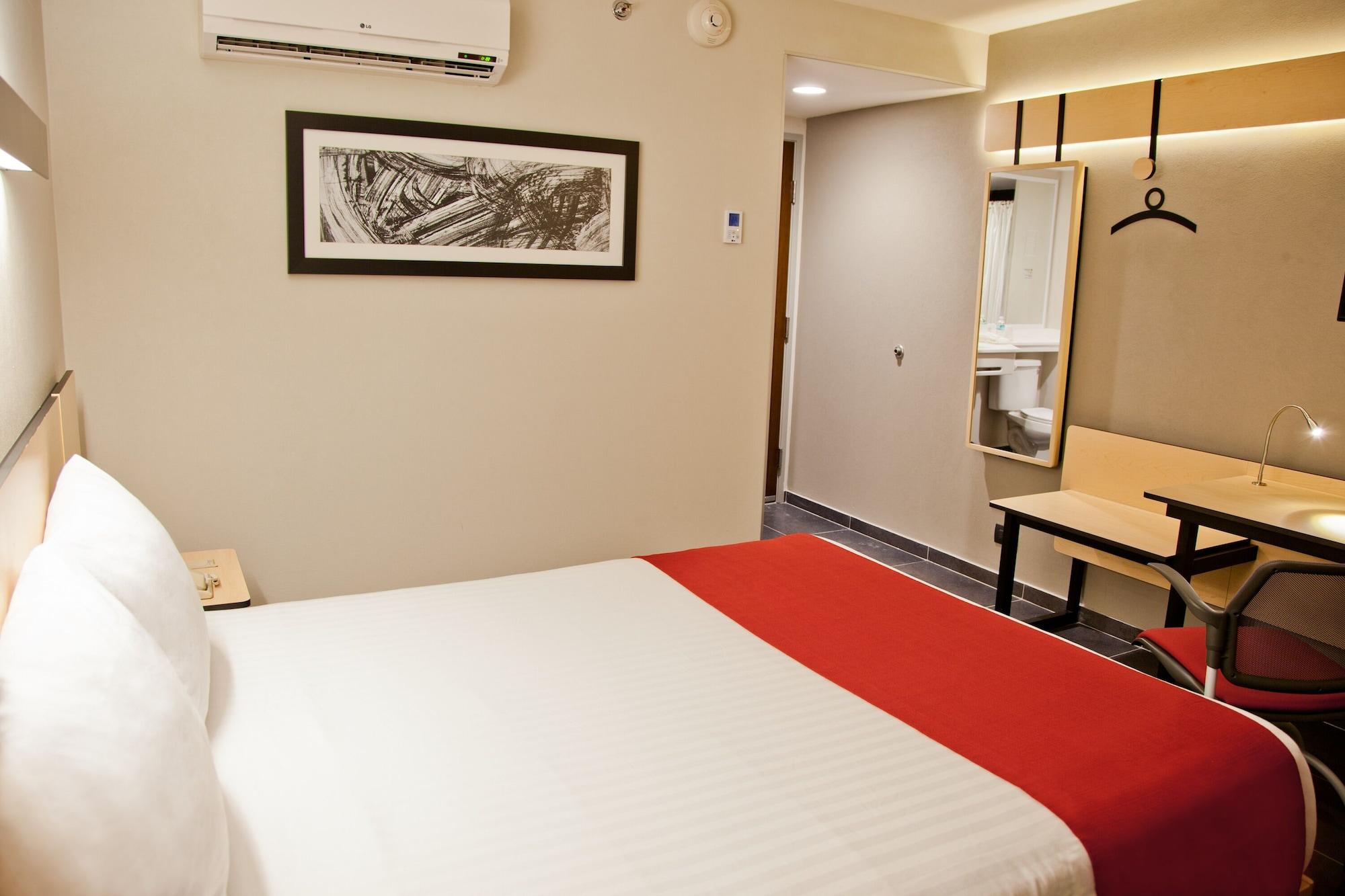 City Express By Marriott Paraiso Exterior photo