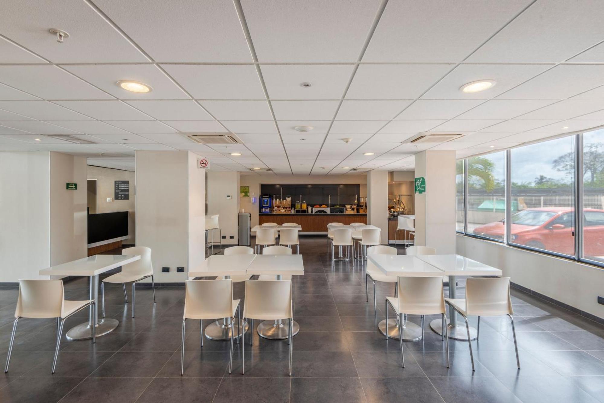 City Express By Marriott Paraiso Exterior photo