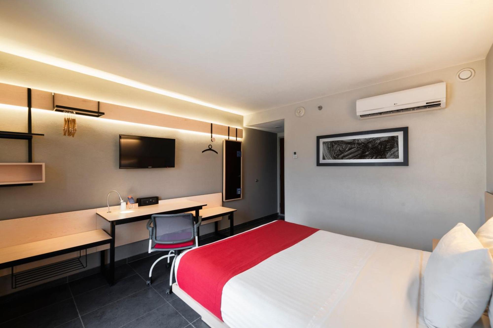 City Express By Marriott Paraiso Exterior photo