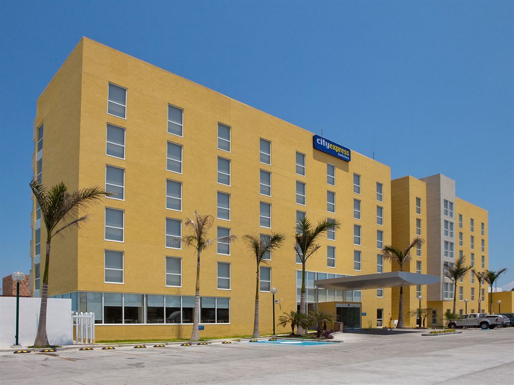 City Express By Marriott Paraiso Exterior photo